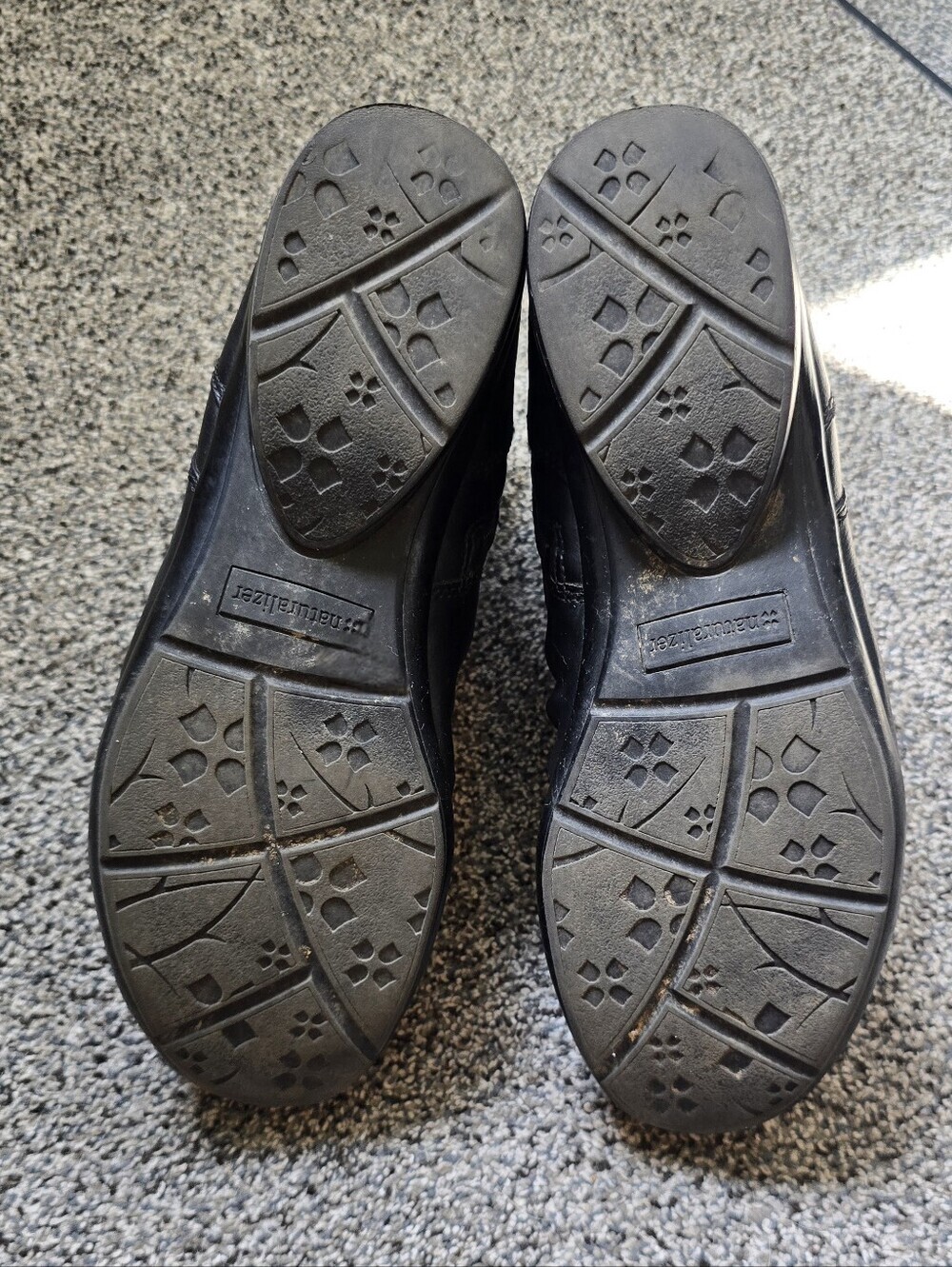 Naturalizer Cassini Black Leather Ruched Ankle Booties Size 8 M - Picture 7 of 9